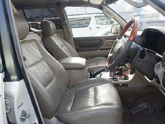 TOYOTA LAND CRUISER 100 2001 Image 5