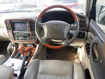 TOYOTA LAND CRUISER 100 2001 Image 6