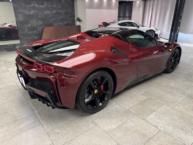 FERRARI SF90 SPIDER 2022 Image 19