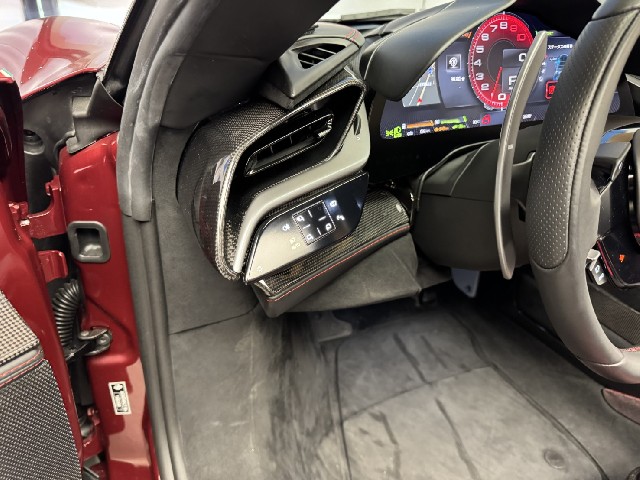 FERRARI SF90 SPIDER 2022 Image 52