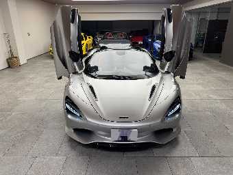 MCLAREN 750S 2025 Image 2