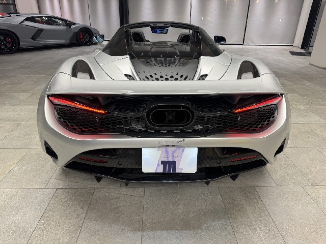 MCLAREN 750S 2025 Image 20