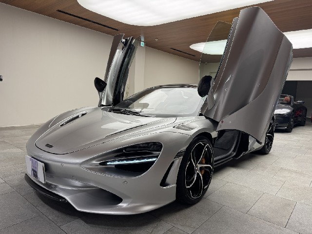 MCLAREN 750S 2025 Image 23