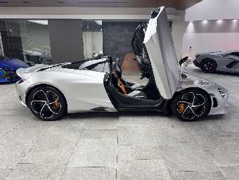 MCLAREN 750S 2025 Image 4