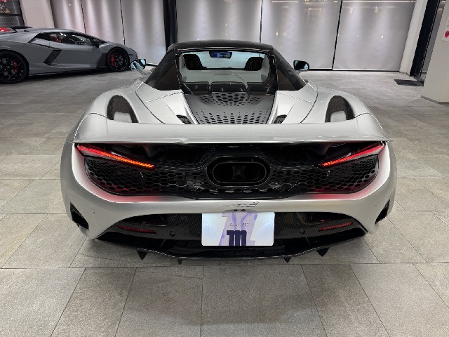 MCLAREN 750S 2025 Image 36