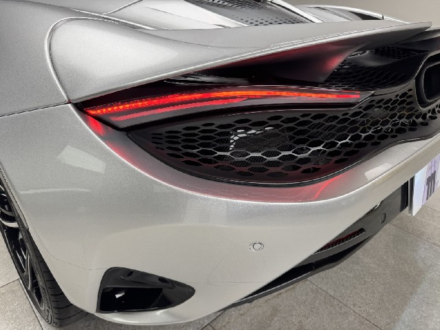 MCLAREN 750S 2025 Image 47
