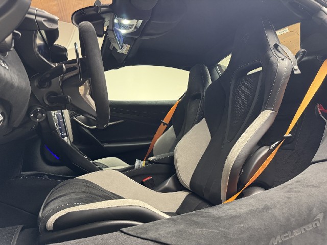 MCLAREN 750S 2025 Image 56