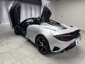 MCLAREN 750S 2025 Image 7