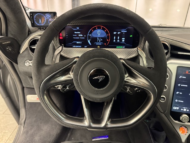 MCLAREN 750S 2025 Image 61