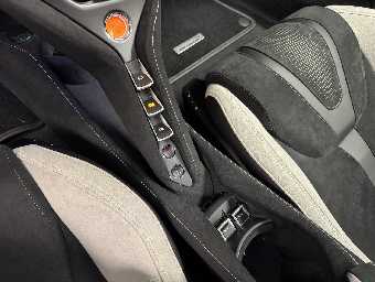 MCLAREN 750S 2025 Image 62