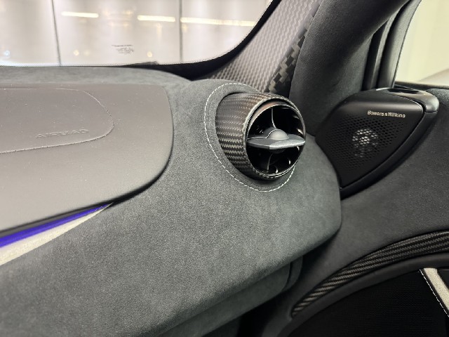 MCLAREN 750S 2025 Image 75