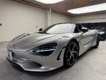 MCLAREN 750S 2025 Image 9