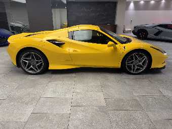 FERRARI F8 SPIDER 2021 Image 12