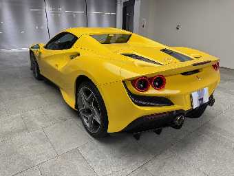 FERRARI F8 SPIDER 2021 Image 15