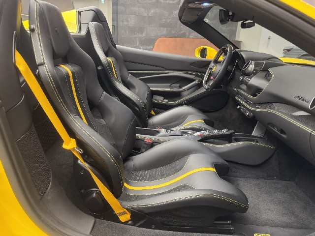 FERRARI F8 SPIDER 2021 Image 28