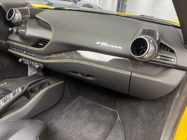 FERRARI F8 SPIDER 2021 Image 48