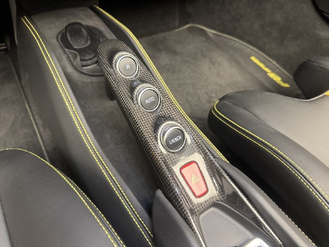 FERRARI F8 SPIDER 2021 Image 56