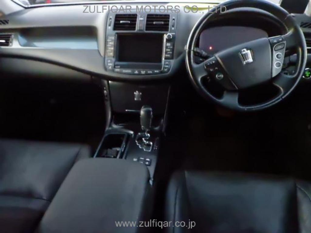 TOYOTA CROWN HYBRID 2009 Image 3