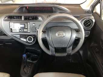 TOYOTA AQUA 2020 Image 6