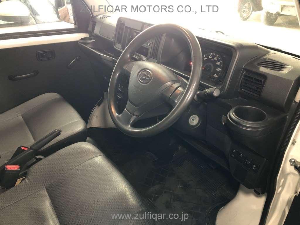 DAIHATSU HIJET CARGO 2020 Image 5