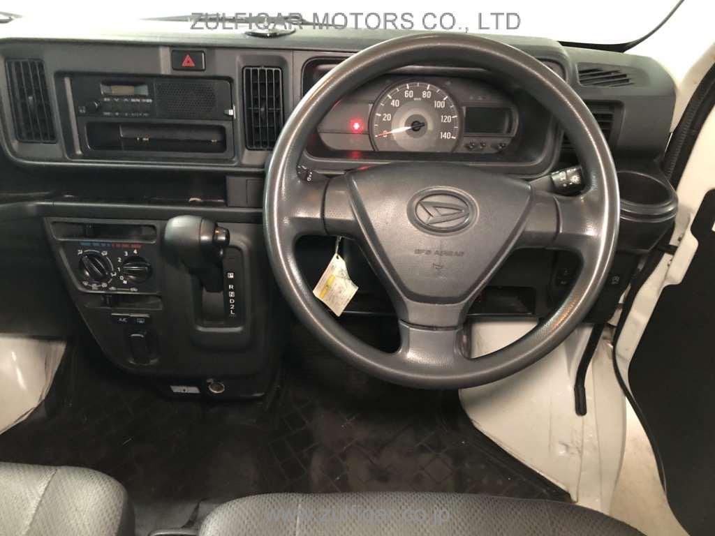 DAIHATSU HIJET CARGO 2020 Image 6