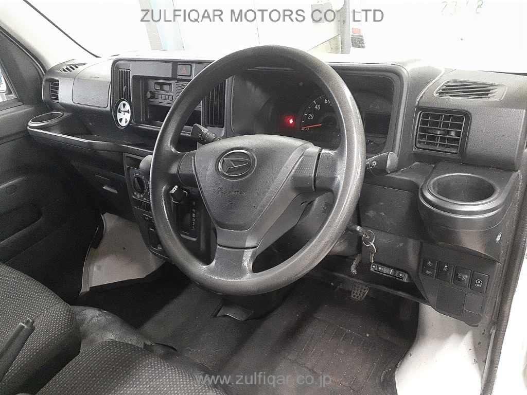 DAIHATSU HIJET CARGO 2020 Image 7