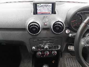 AUDI A1 2014 Image 9