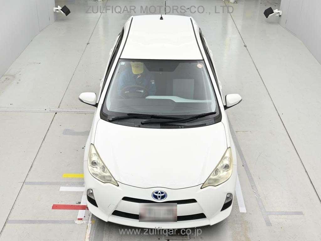 TOYOTA AQUA 2013 Image 7