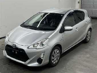 TOYOTA AQUA 2015 Image 4