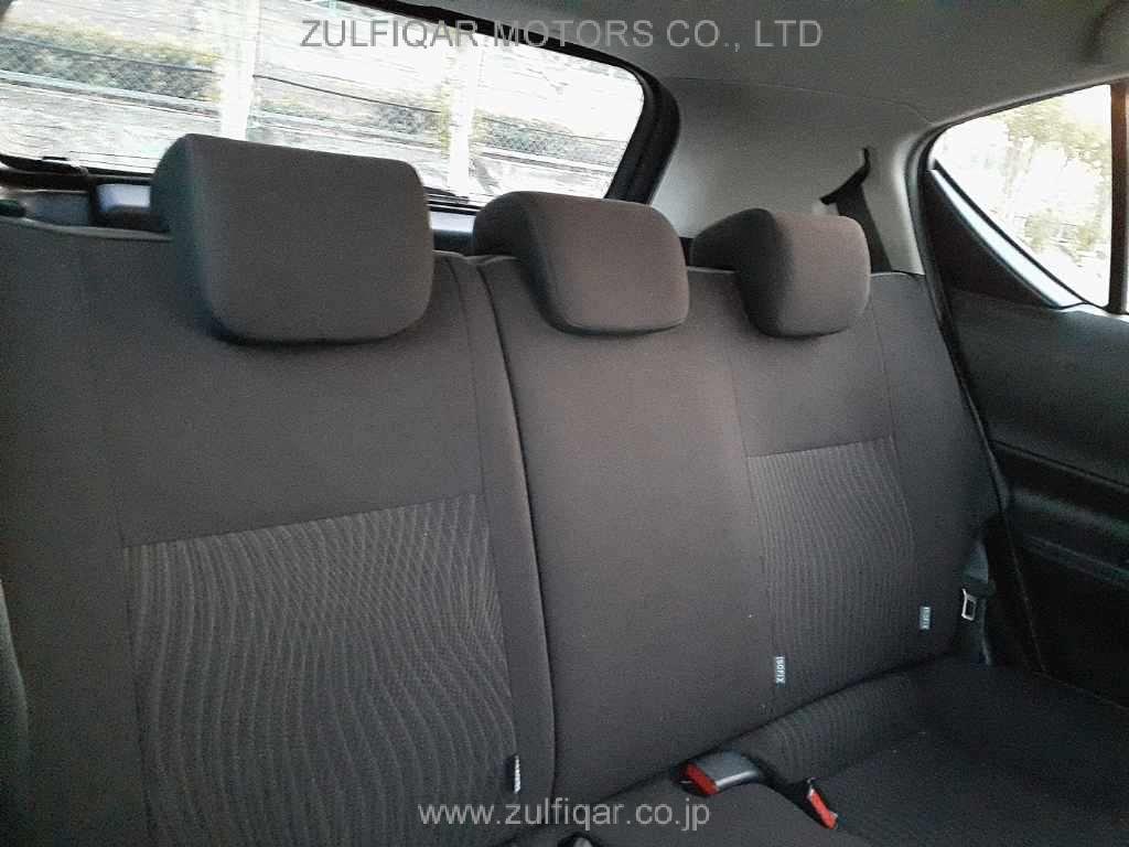 TOYOTA AQUA 2015 Image 11