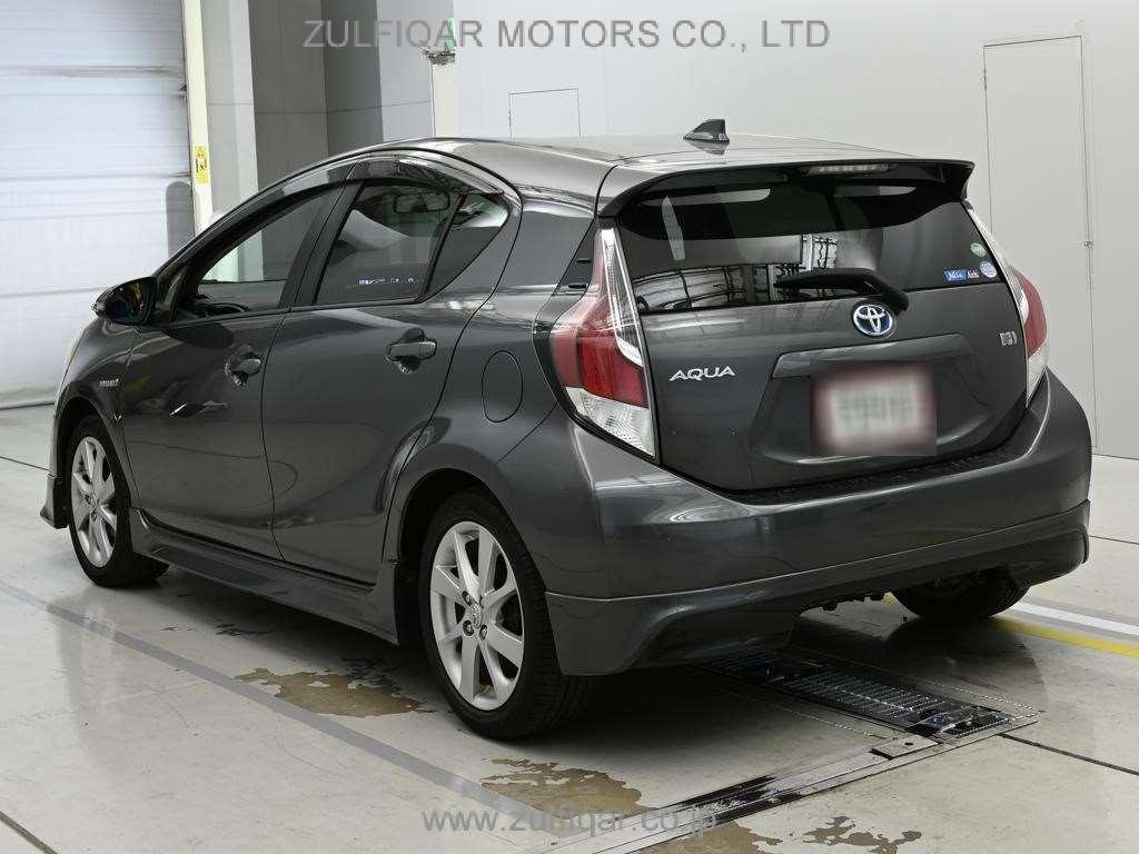 TOYOTA AQUA 2015 Image 6