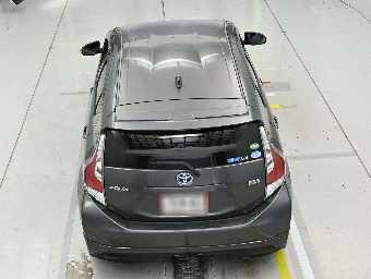 TOYOTA AQUA 2015 Image 8