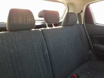 TOYOTA VITZ 2018 Image 11