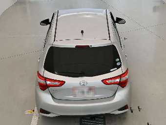 TOYOTA VITZ 2018 Image 8