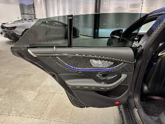 MERCEDES AMG GT 2019 Image 16