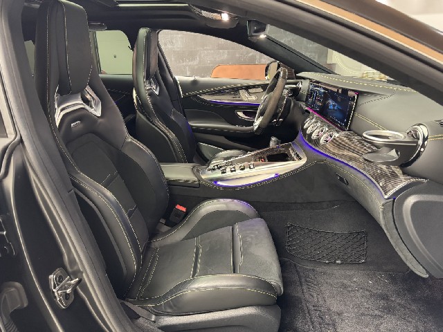 MERCEDES AMG GT 2019 Image 28