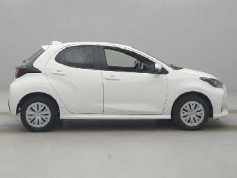 TOYOTA YARIS 2021 Image 6