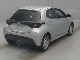 TOYOTA YARIS 2022 Image 2