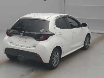 TOYOTA YARIS 2021 Image 2