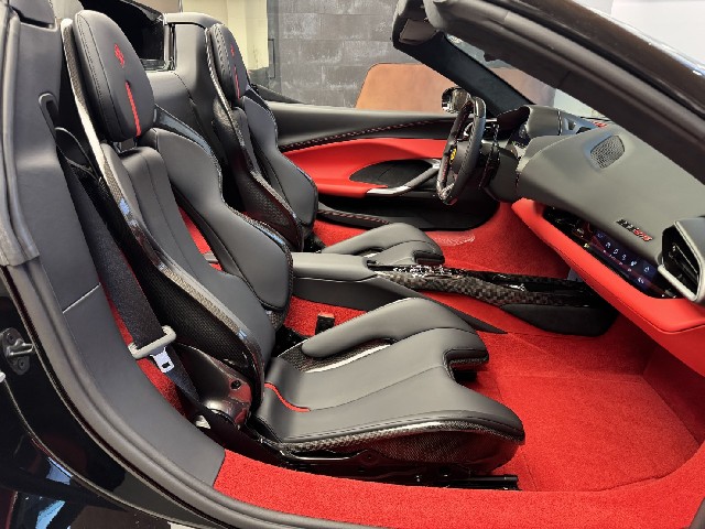 FERRARI 296GTS 2025 Image 28