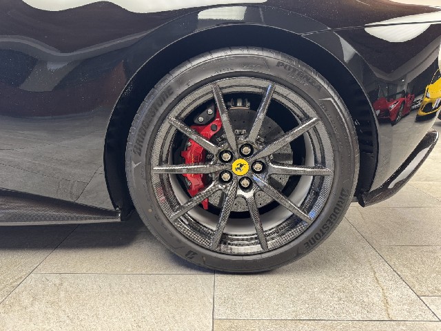 FERRARI 296GTS 2025 Image 40