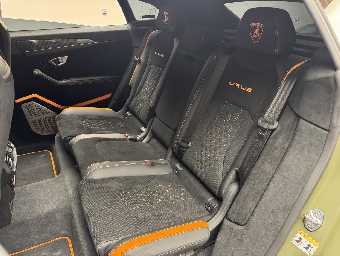 LAMBORGHINI URUS 2025 Image 13