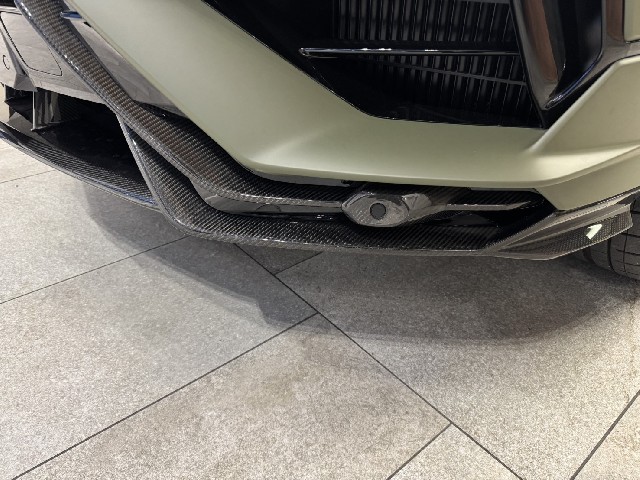 LAMBORGHINI URUS 2025 Image 32