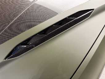 LAMBORGHINI URUS 2025 Image 27