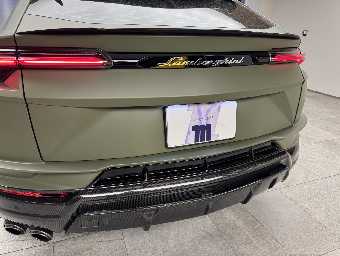 LAMBORGHINI URUS 2025 Image 37