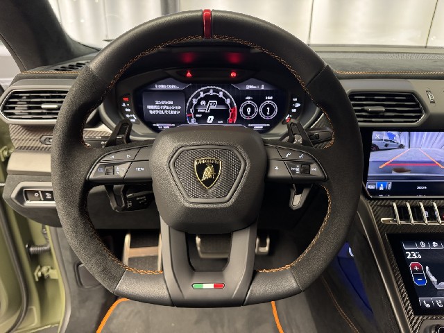LAMBORGHINI URUS 2025 Image 52