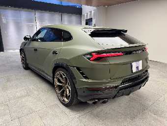 LAMBORGHINI URUS 2025 Image 7