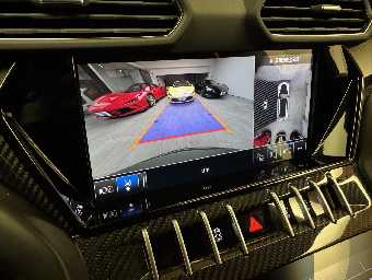 LAMBORGHINI URUS 2025 Image 57