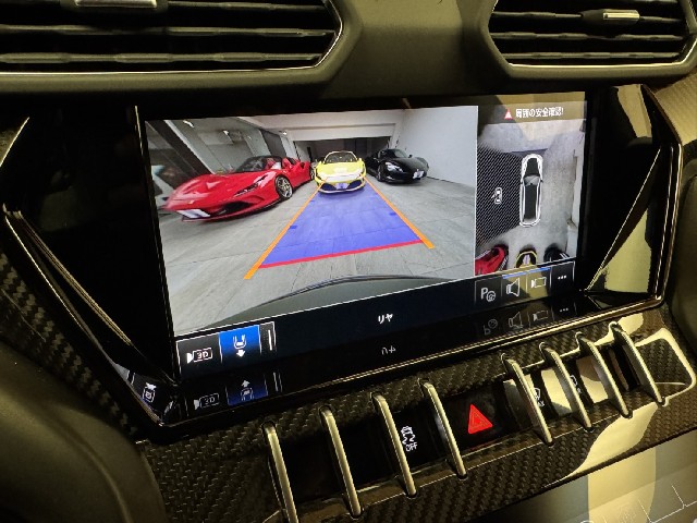 LAMBORGHINI URUS 2025 Image 63