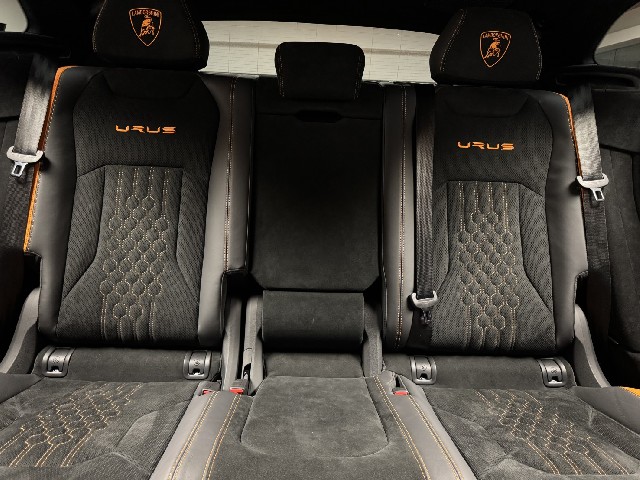 LAMBORGHINI URUS 2025 Image 66